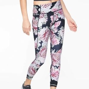 Athleta Athletic Run Free Garden Party 7/8 Tight Yoga Pants MT